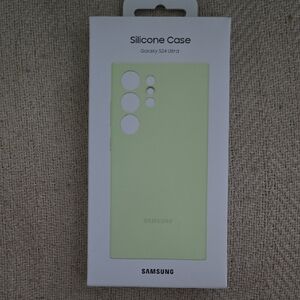 Samsung Silicone Case for Galaxy S24 Ultra - Light Green